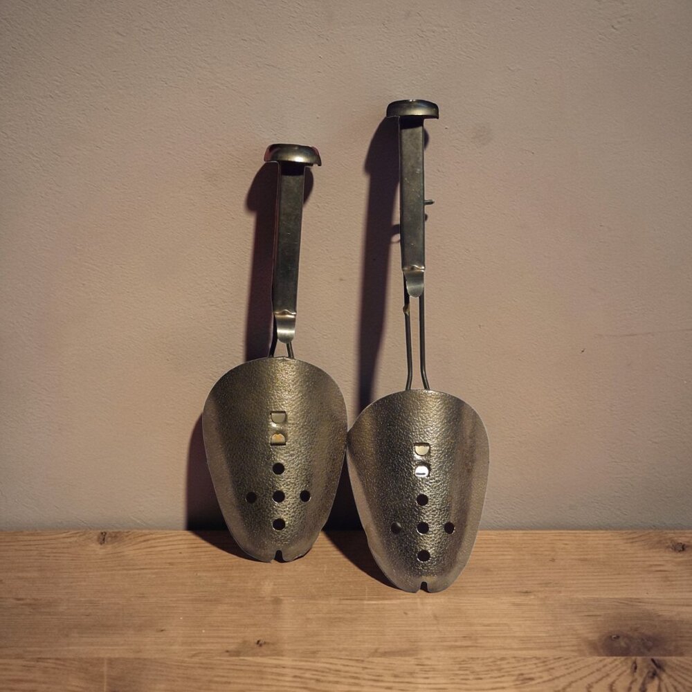 Vintage EKCO USA Metal Shoe Stretchers Shoe Forms Adjustable Set of 2